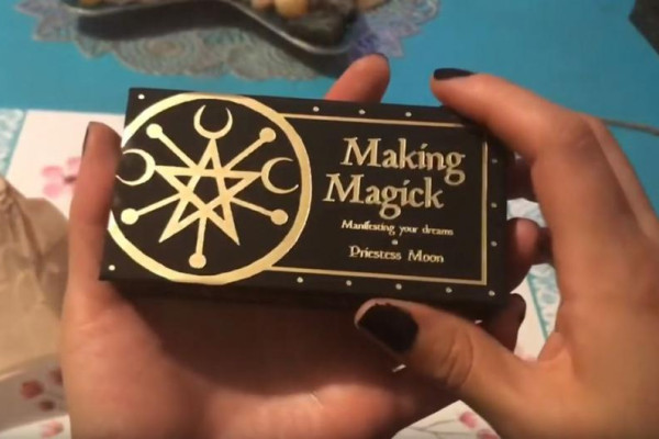Halloween Witches' Box with Making Magick